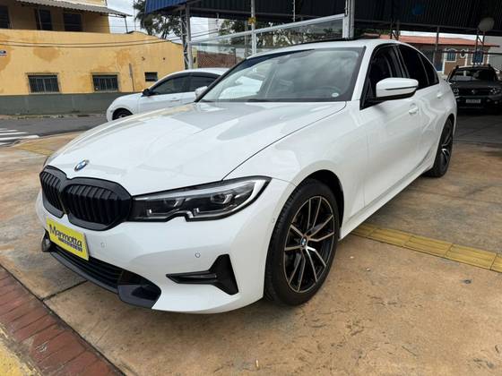 BMW 320i 2.0 16V TURBO GASOLINA SPORT GP AUTOMÁTICO BMW 320i 2.0 16V TURBO GASOLINA SPORT GP AUTOMÁTICO